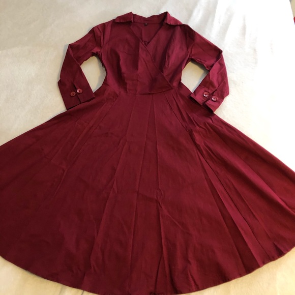 Red long sleeve a line dress w/ criss cross front - Picture 12 of 16